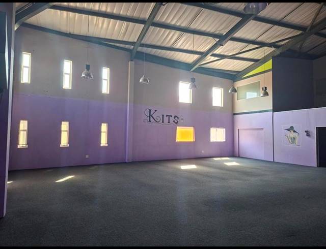 INDUSTRIAL PROPERTY TO RENT IN ROUTE 21 BUSINESS PARK